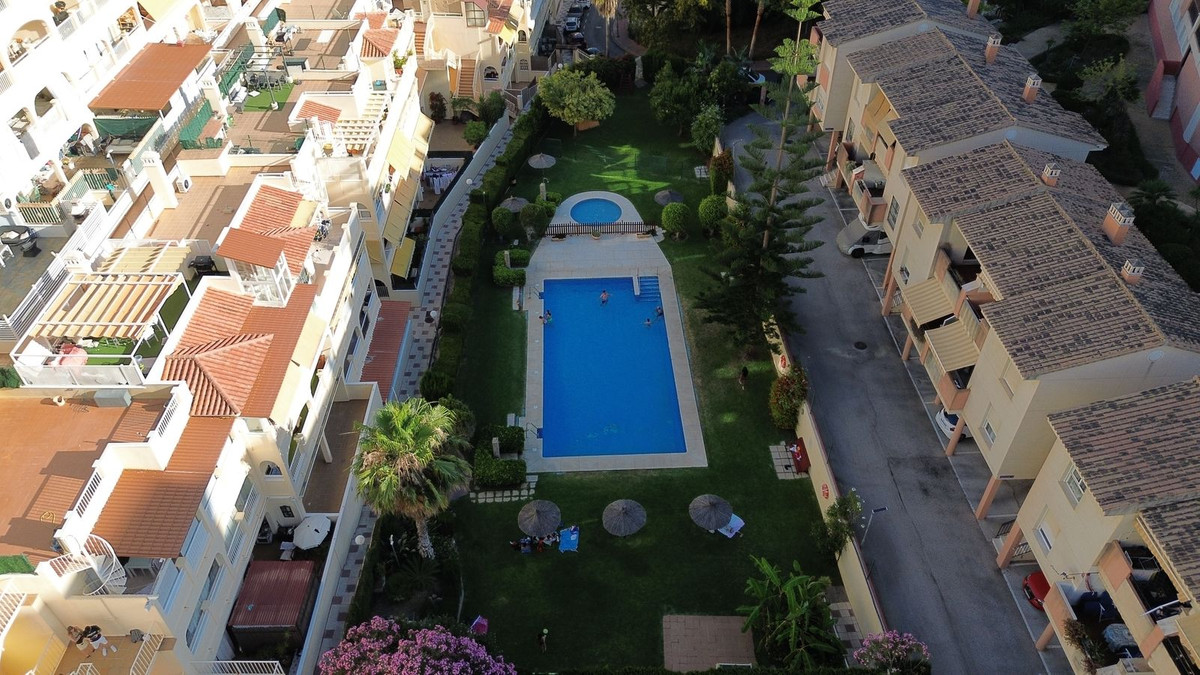 2 Bed Apartment for sale in Torrequebrada Costa Del Sol, Málaga, Spain