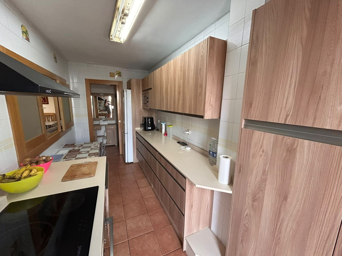 Se vende Apartamento Planta Media de 3 dormitorios en Costa Del Sol, Málaga, España