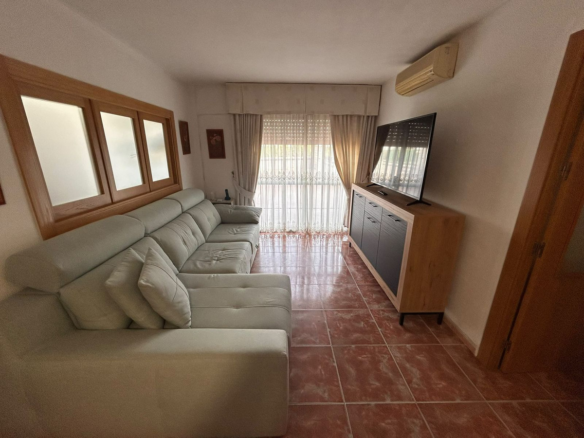 Se vende Apartamento Planta Media de 3 dormitorios en Costa Del Sol, Málaga, España