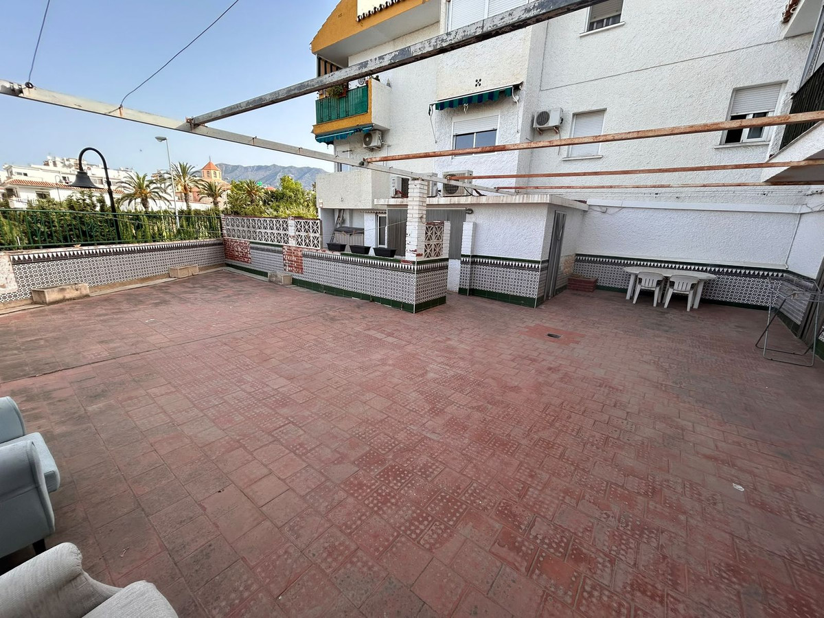 Se vende Apartamento Planta Media de 3 dormitorios en Costa Del Sol, Málaga, España