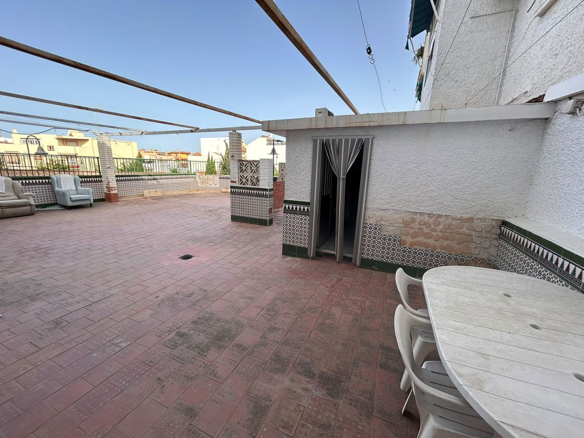 Se vende Apartamento Planta Media de 3 dormitorios en Costa Del Sol, Málaga, España