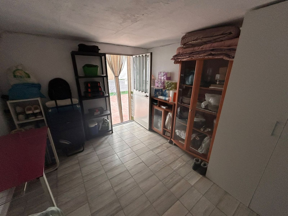 Se vende Apartamento Planta Media de 3 dormitorios en Costa Del Sol, Málaga, España