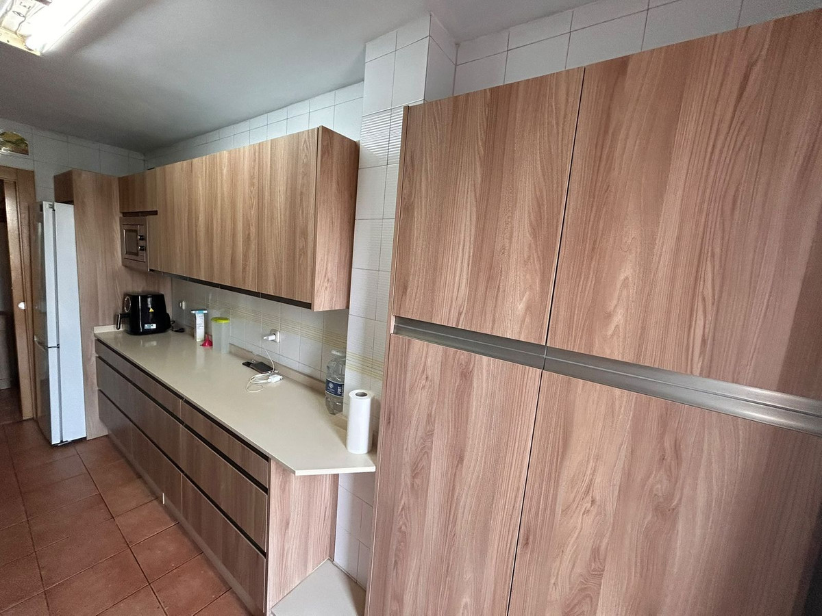 Se vende Apartamento Planta Media de 3 dormitorios en Costa Del Sol, Málaga, España