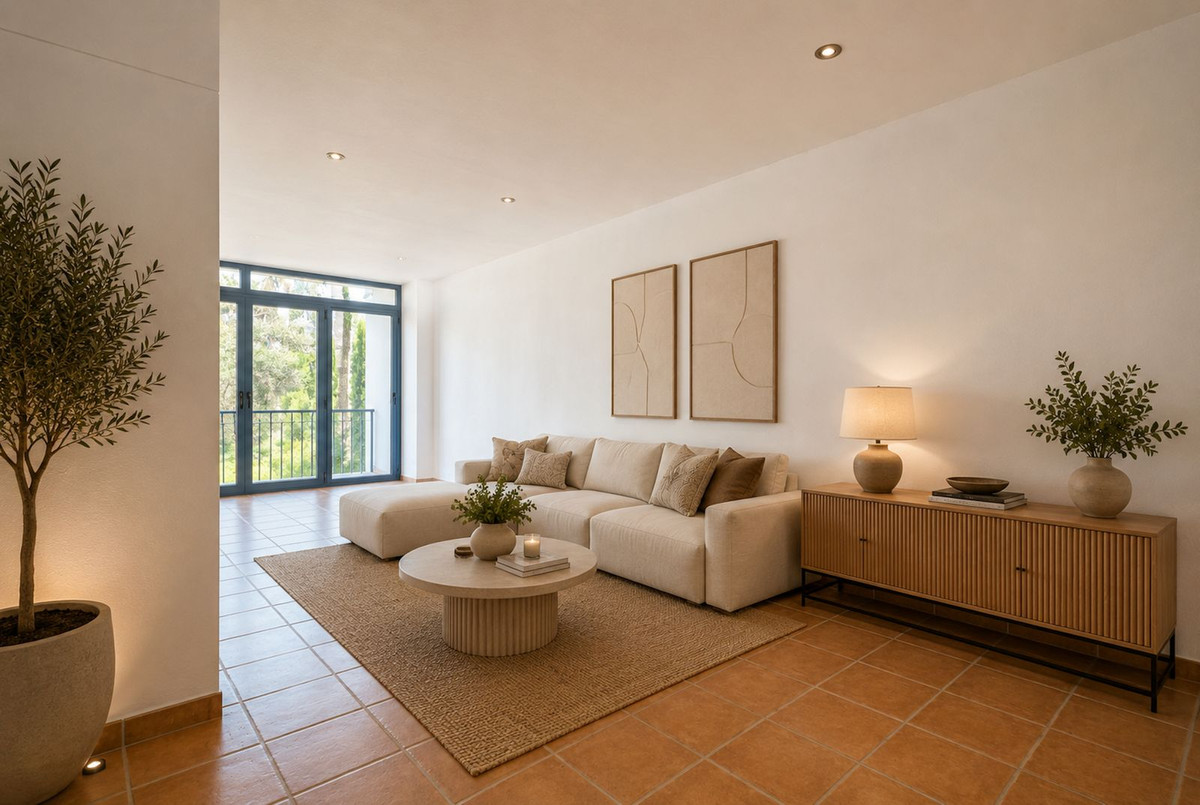 4 Bed Townhouse for sale in Nueva Andalucía Costa Del Sol, Málaga, Spain