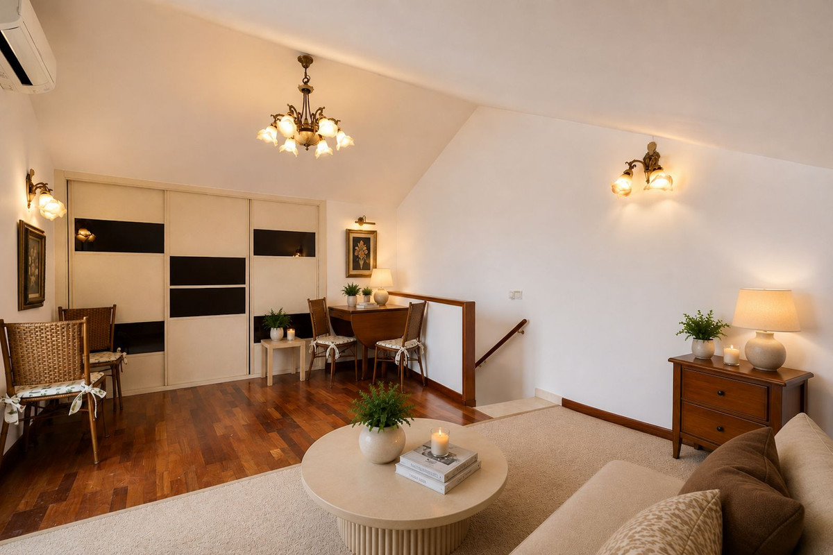 4 Bed Townhouse for sale in Nueva Andalucía Costa Del Sol, Málaga, Spain