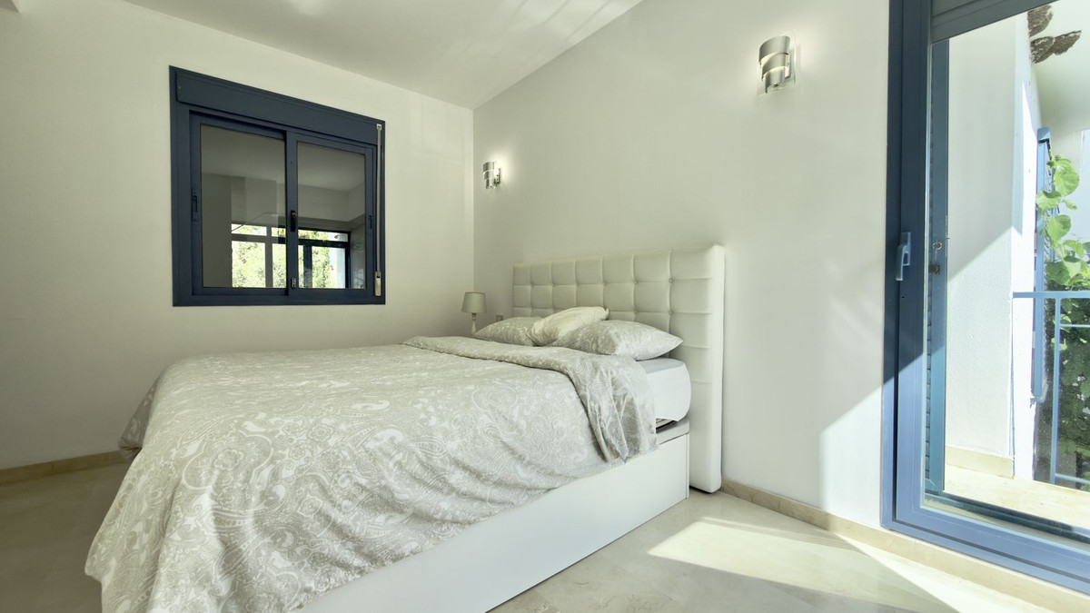 4 Bed Townhouse for sale in Nueva Andalucía Costa Del Sol, Málaga, Spain