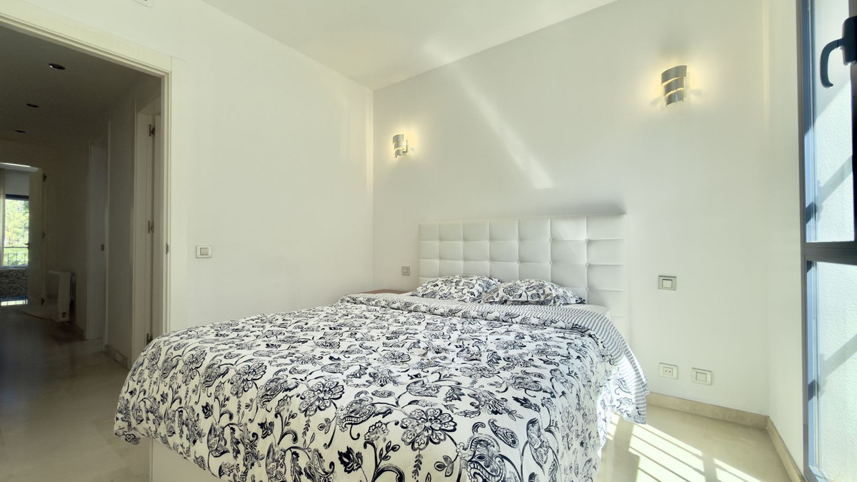 4 Bed Townhouse for sale in Nueva Andalucía Costa Del Sol, Málaga, Spain
