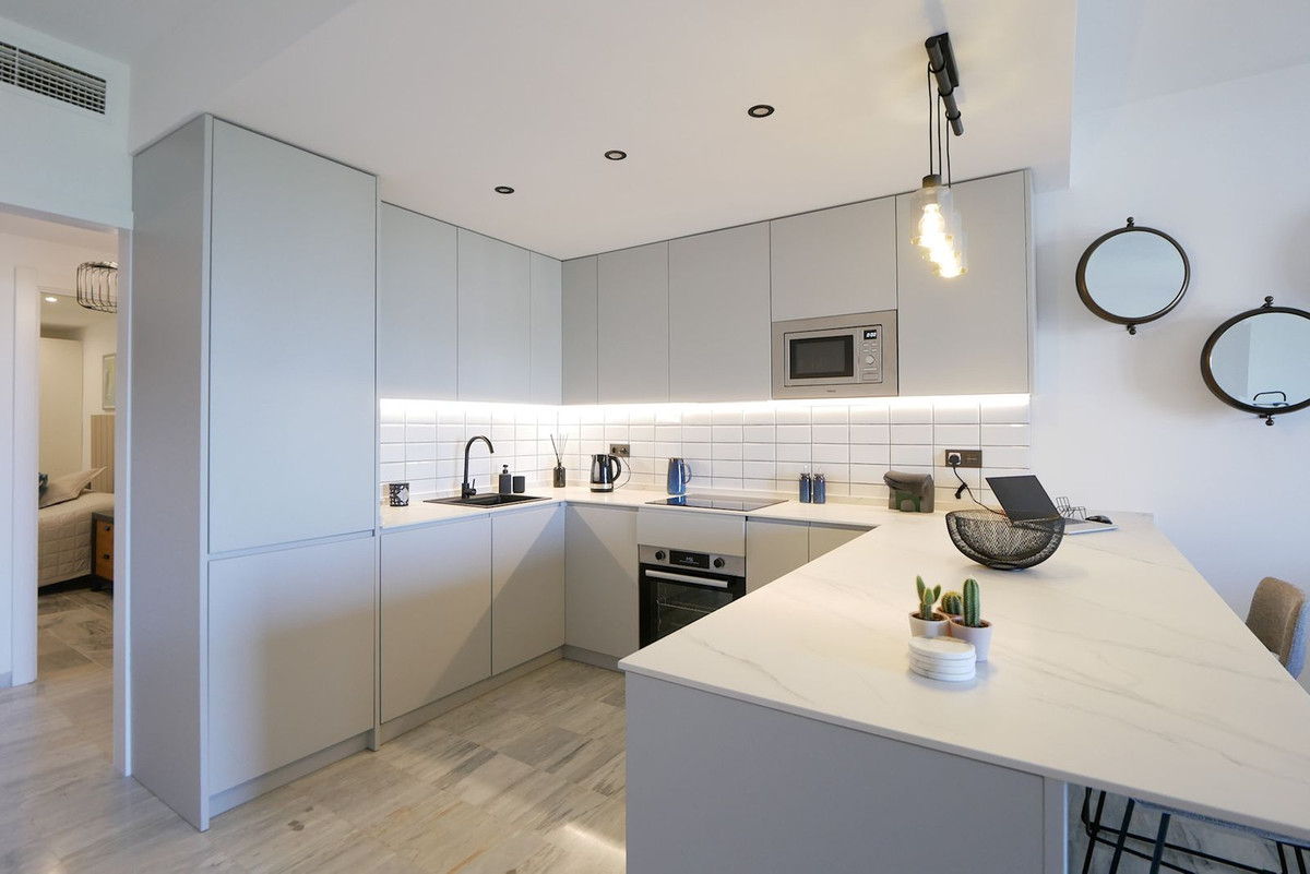 3 Bed Apartment for sale in Cabopino Costa Del Sol, Málaga, Spain