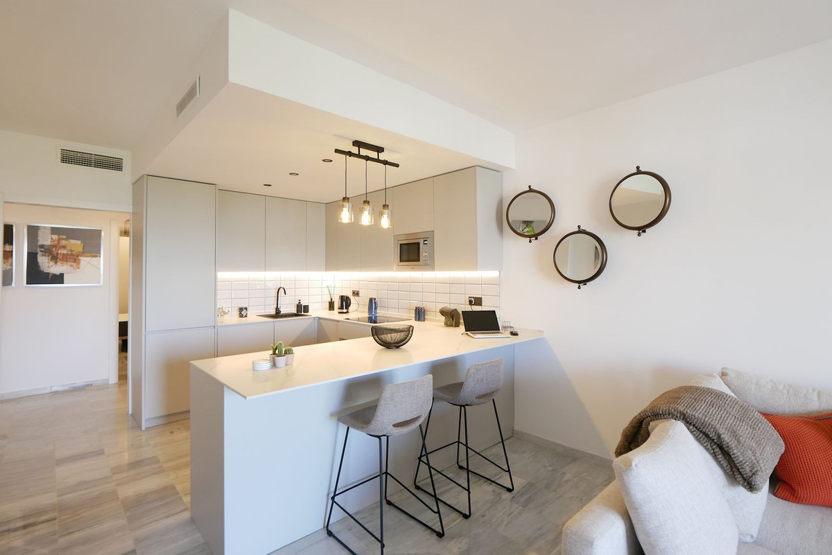 3 Bed Apartment for sale in Cabopino Costa Del Sol, Málaga, Spain
