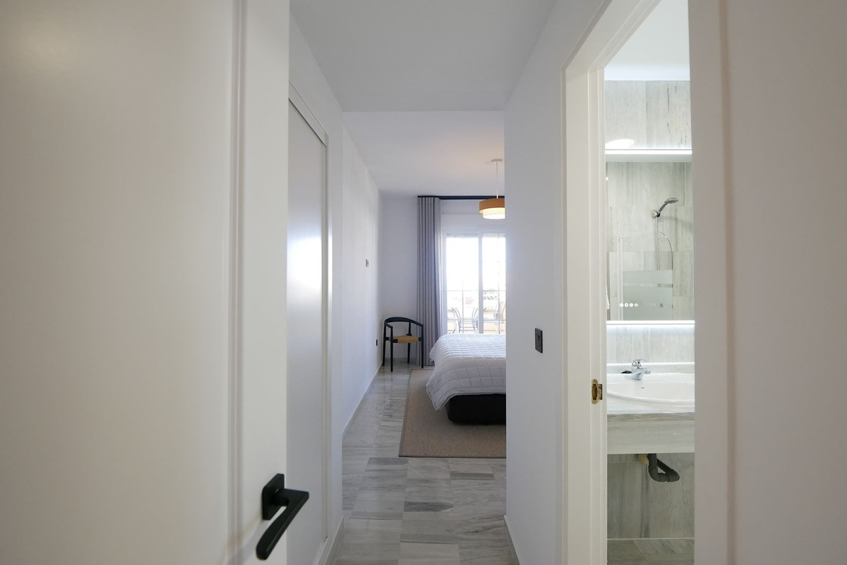 3 Bed Apartment for sale in Cabopino Costa Del Sol, Málaga, Spain