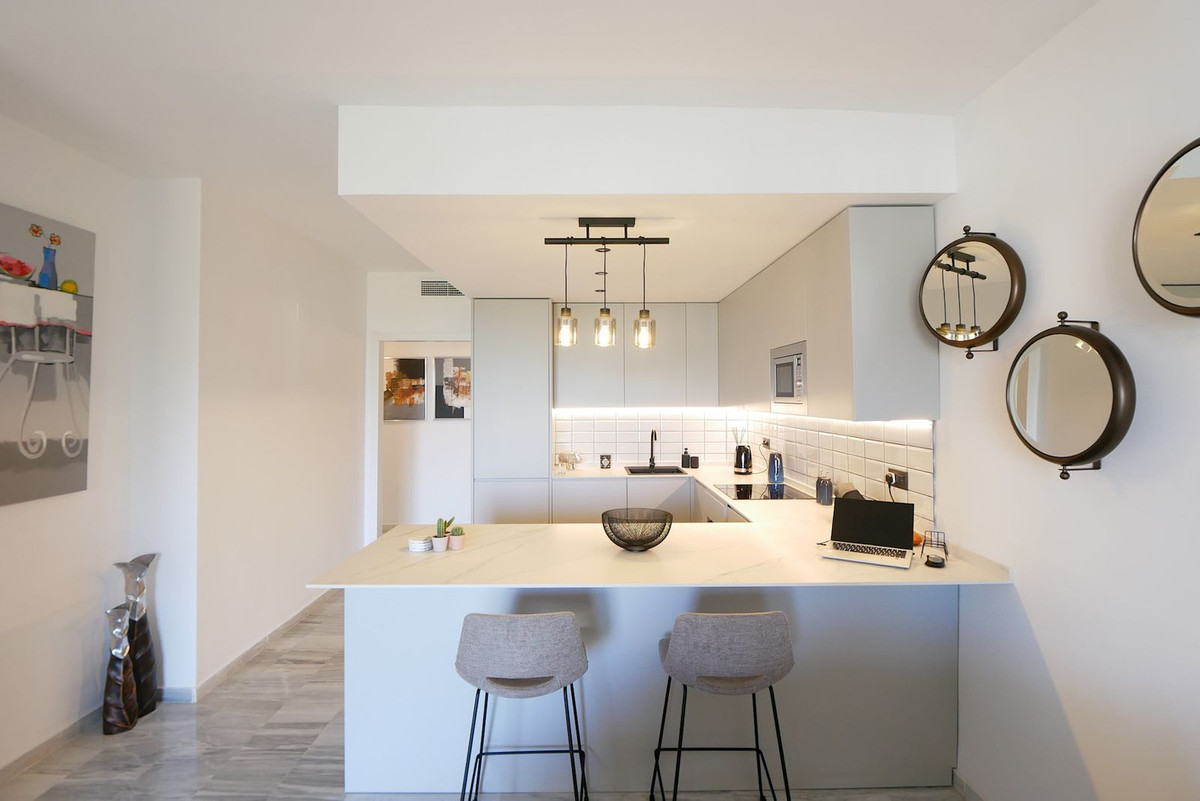 3 Bed Apartment for sale in Cabopino Costa Del Sol, Málaga, Spain