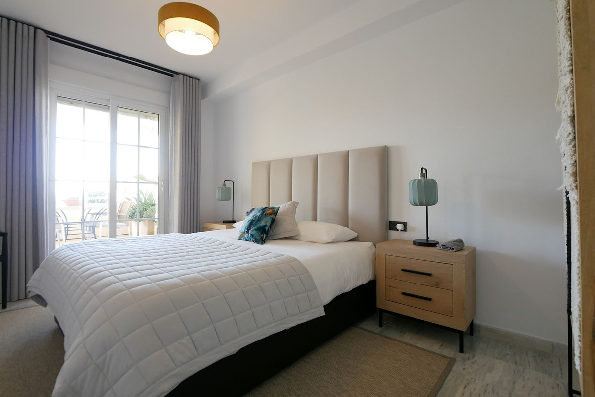 3 Bed Apartment for sale in Cabopino Costa Del Sol, Málaga, Spain