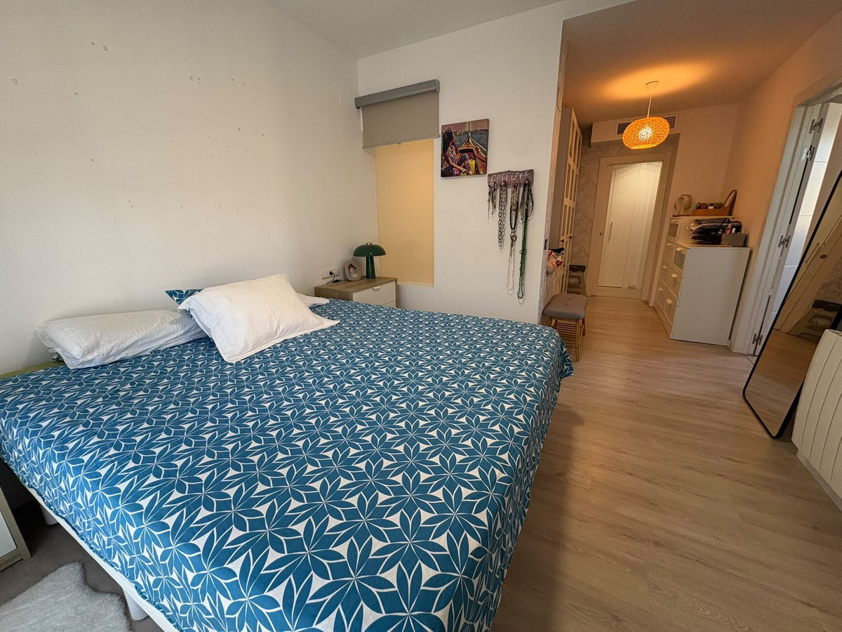 5 Bed Apartment for sale in Benalmadena Costa Del Sol, Málaga, Spain