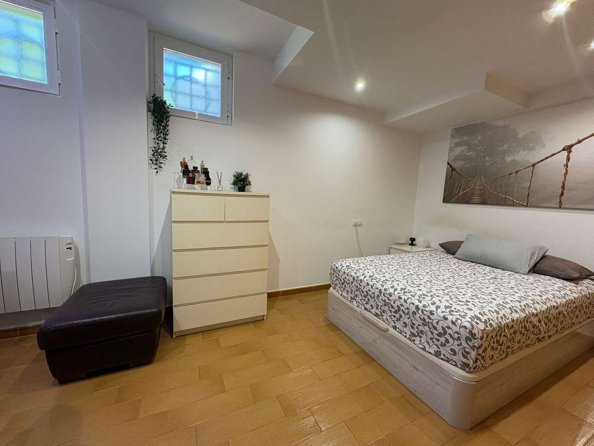5 Bed Apartment for sale in Benalmadena Costa Del Sol, Málaga, Spain