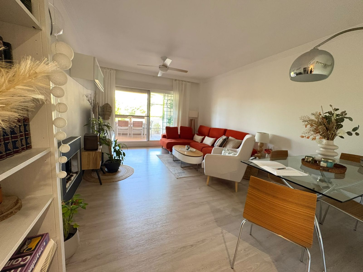 5 Bed Apartment for sale in Benalmadena Costa Del Sol, Málaga, Spain
