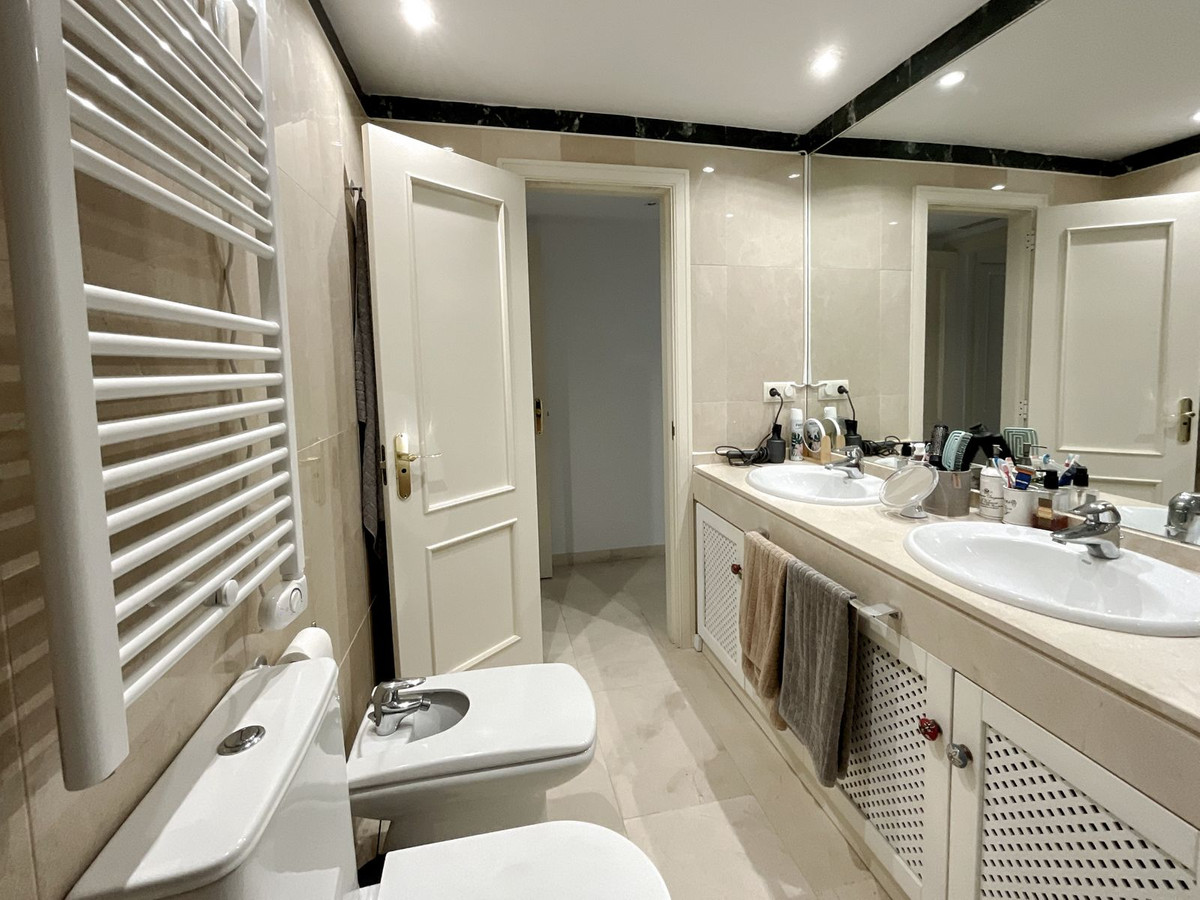 3 Bed Apartment for sale in Sotogrande Marina Costa Del Sol, Cádiz, Spain