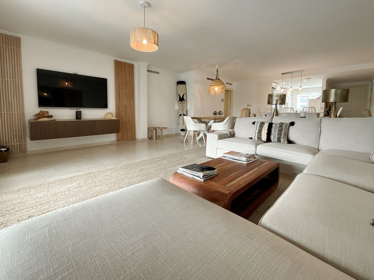 3 Bed Apartment for sale in Sotogrande Marina Costa Del Sol, Cádiz, Spain