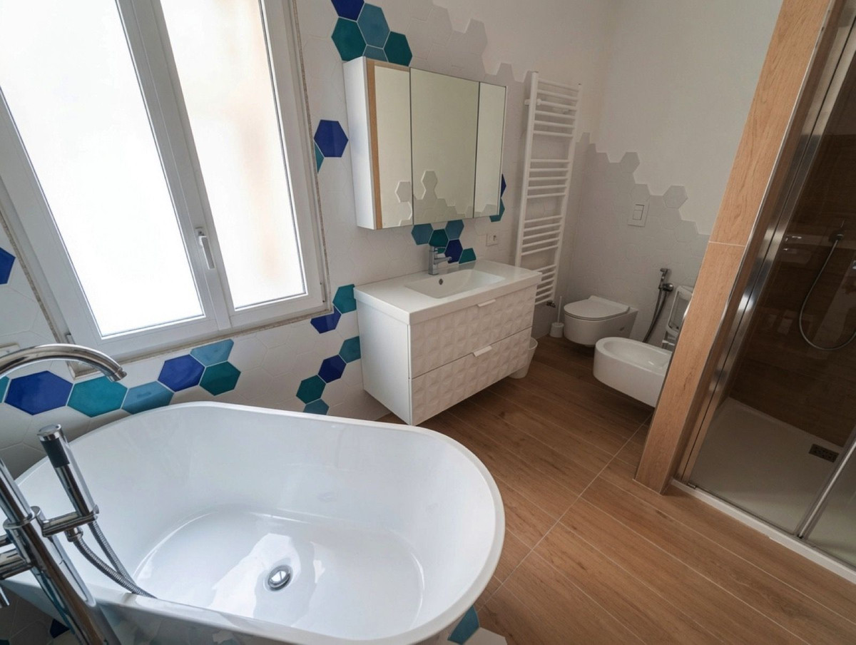 3 Bed Apartment for sale in Marbella Costa Del Sol, Málaga, Spain