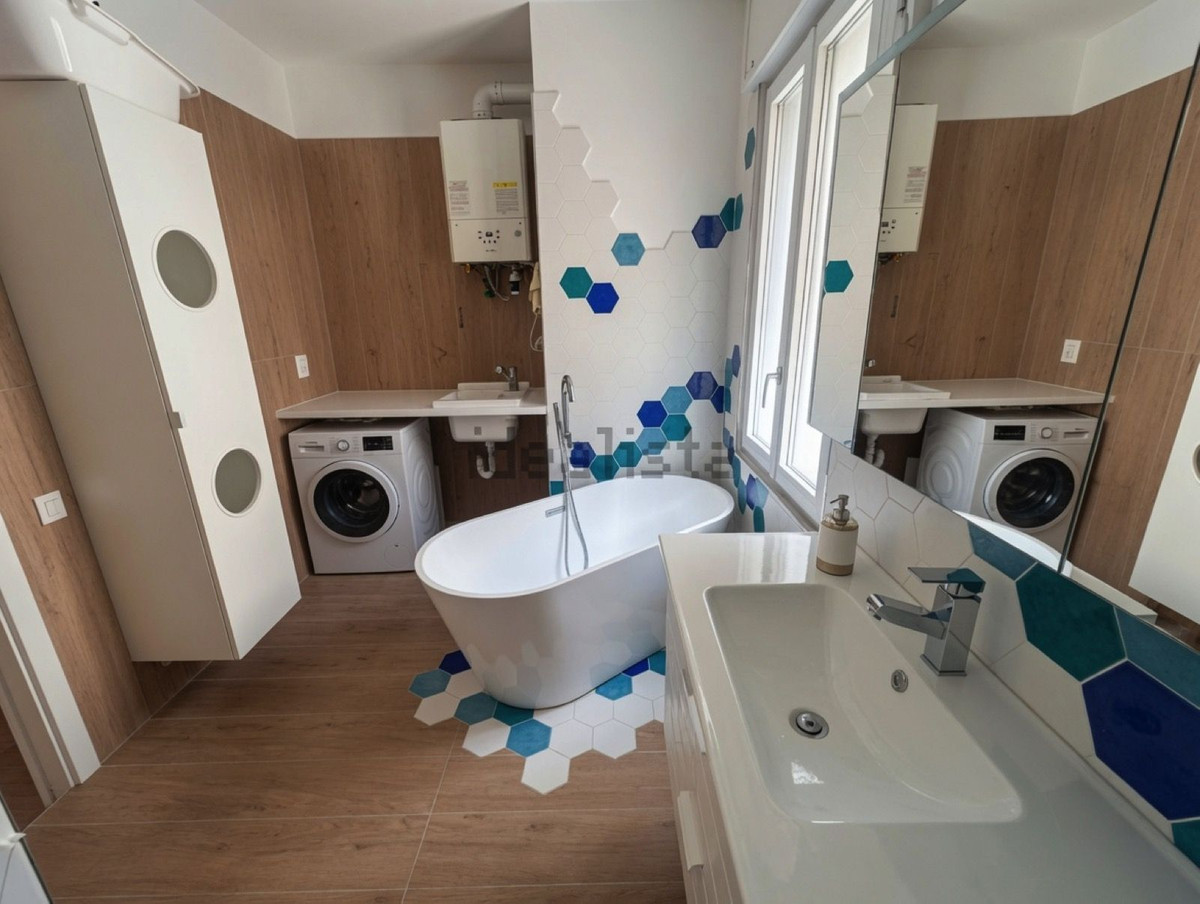 3 Bed Apartment for sale in Marbella Costa Del Sol, Málaga, Spain