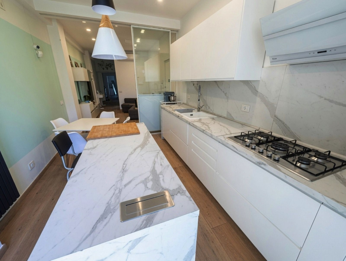 3 Bed Apartment for sale in Marbella Costa Del Sol, Málaga, Spain