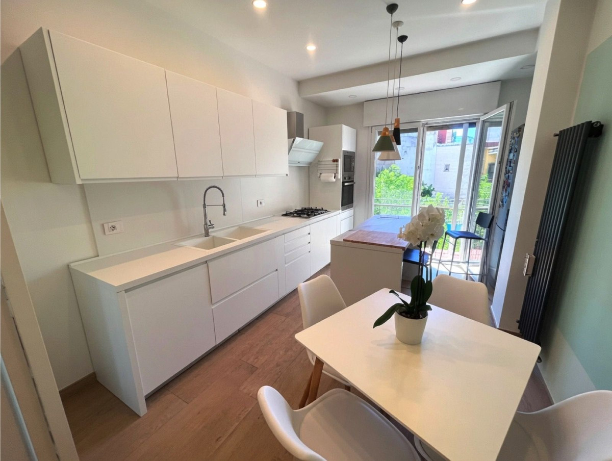 3 Bed Apartment for sale in Marbella Costa Del Sol, Málaga, Spain