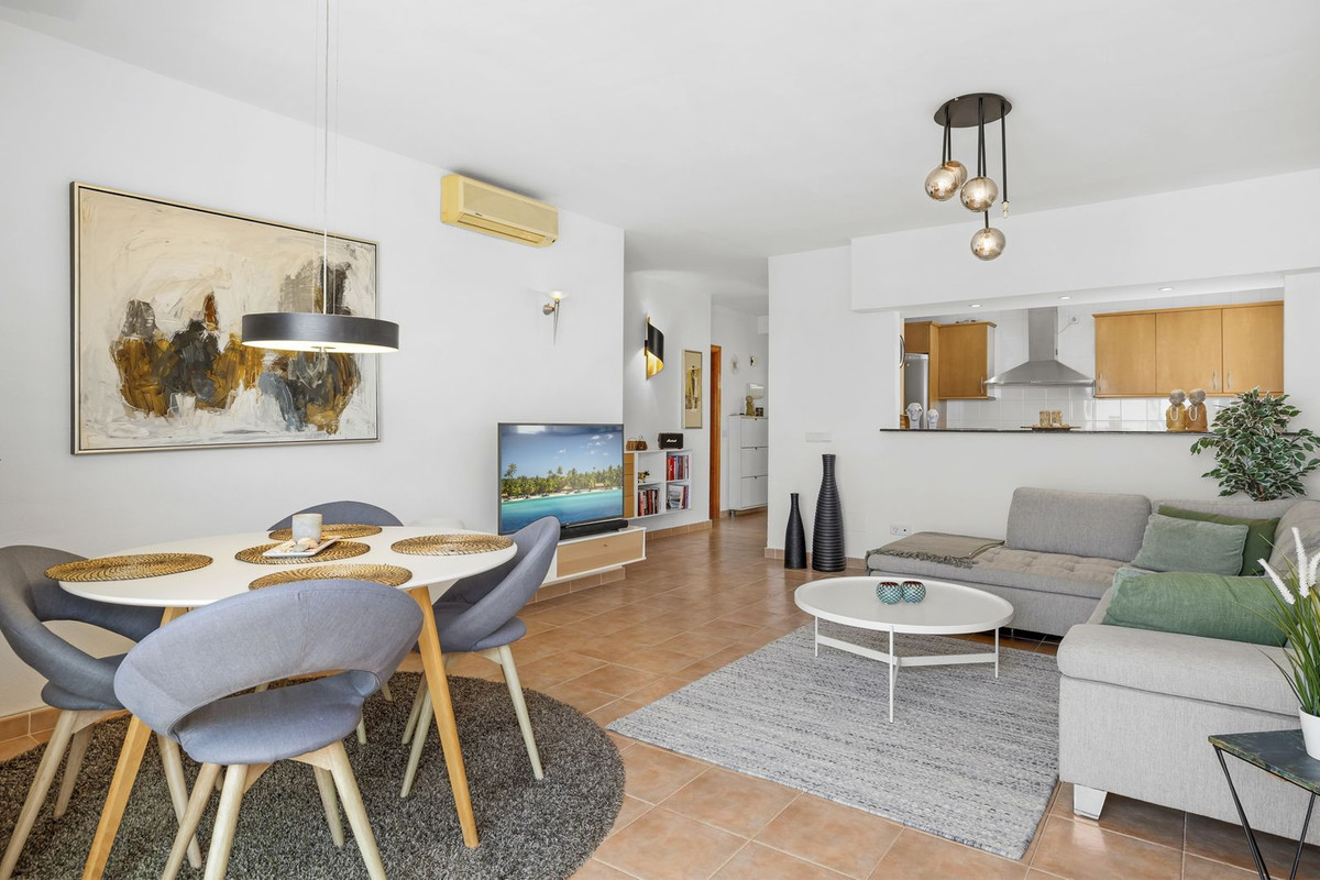 2 Bed Apartment for sale in Benalmadena Costa Del Sol, Málaga, Spain