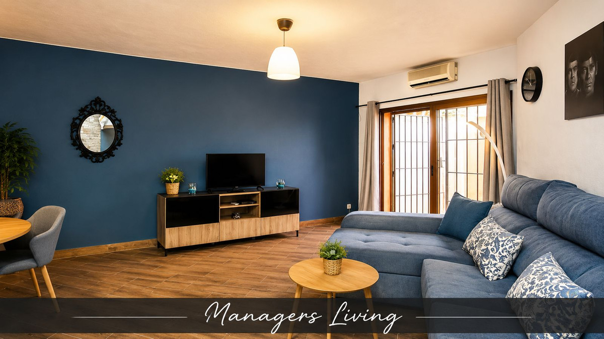 8 Bed Townhouse for sale in Cártama Costa Del Sol, Málaga, Spain