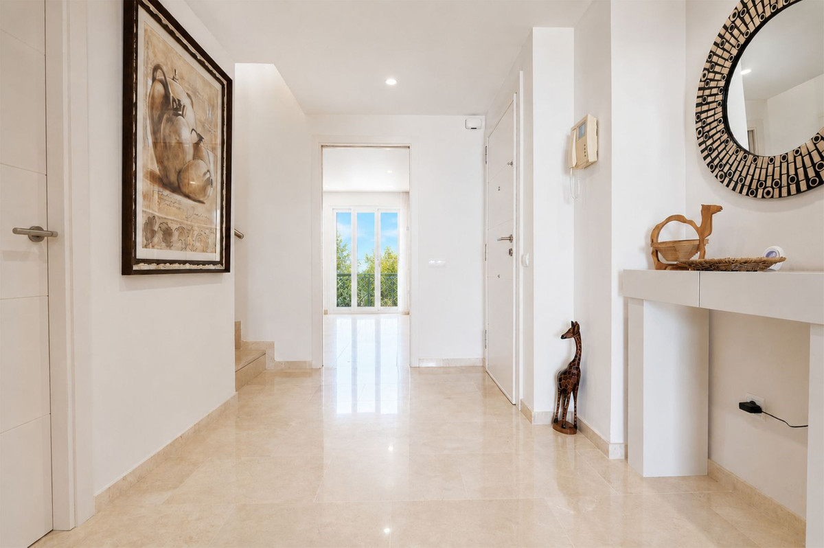 5 Bed Apartment for sale in Cabopino Costa Del Sol, Málaga, Spain