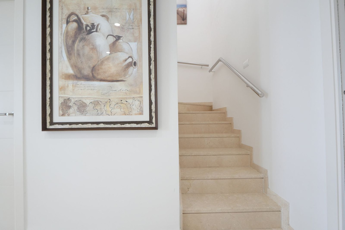 5 Bed Apartment for sale in Cabopino Costa Del Sol, Málaga, Spain