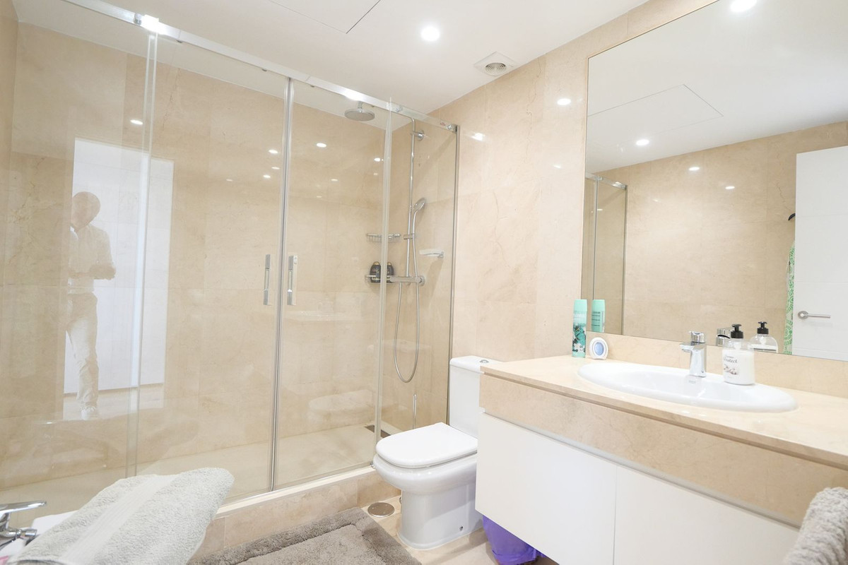 5 Bed Apartment for sale in Cabopino Costa Del Sol, Málaga, Spain
