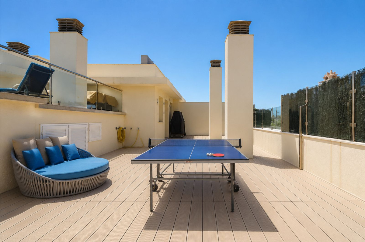 5 Bed Apartment for sale in Cabopino Costa Del Sol, Málaga, Spain