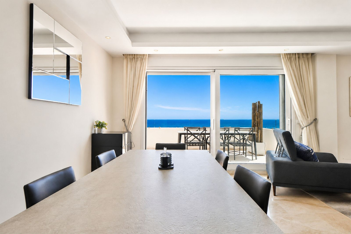5 Bed Apartment for sale in Cabopino Costa Del Sol, Málaga, Spain