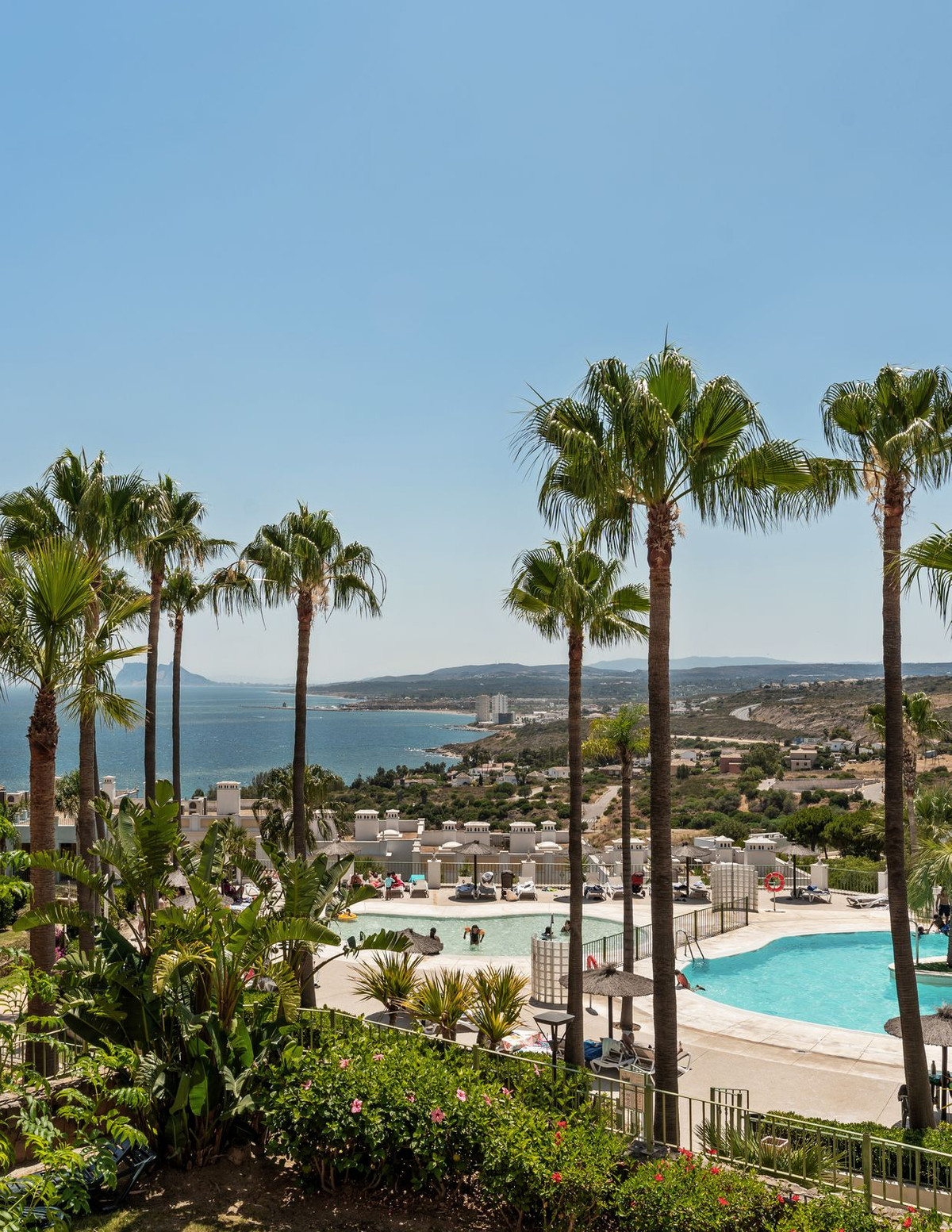 Se vende Apartamento Planta Media de 2 dormitorios en Costa Del Sol, Málaga, España
