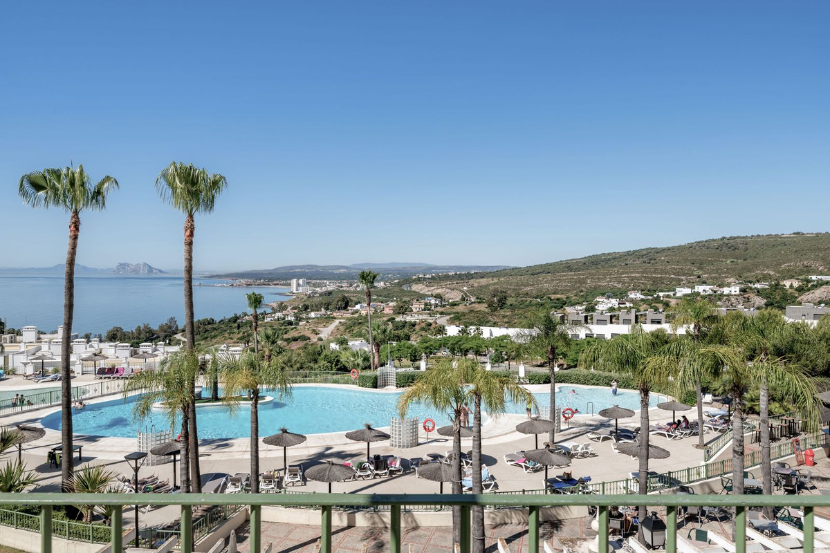 Se vende Apartamento Planta Media de 2 dormitorios en Costa Del Sol, Málaga, España