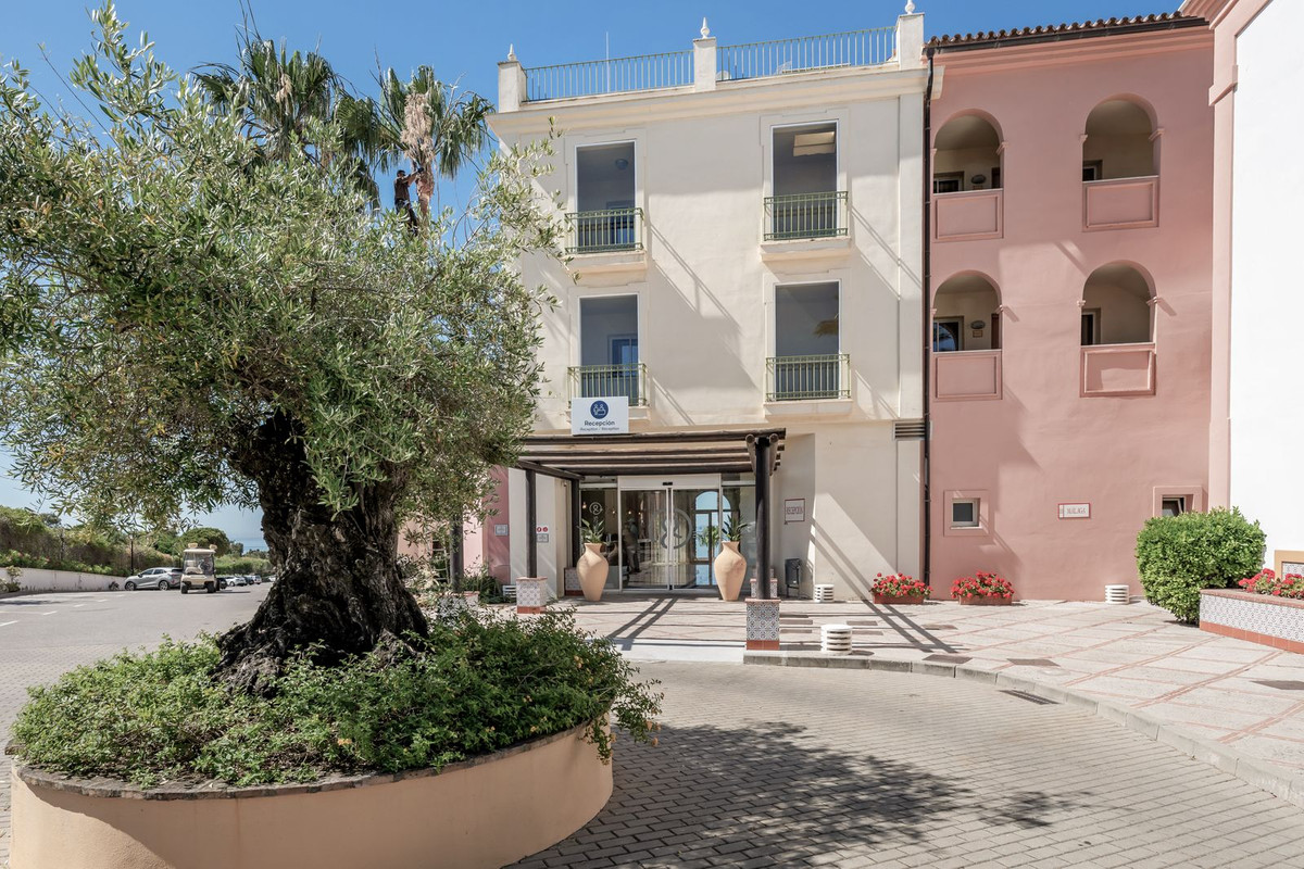 Se vende Apartamento Planta Media de 2 dormitorios en Costa Del Sol, Málaga, España