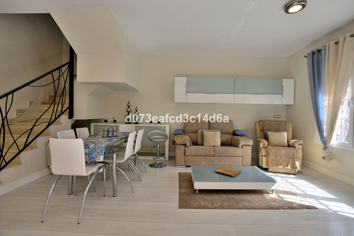 3 Bed Townhouse for sale in Ronda Costa Del Sol, Málaga, Spain
