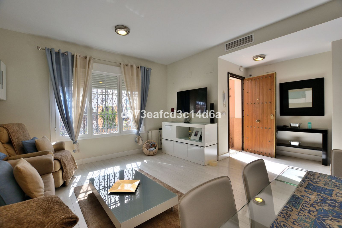 3 Bed Townhouse for sale in Ronda Costa Del Sol, Málaga, Spain