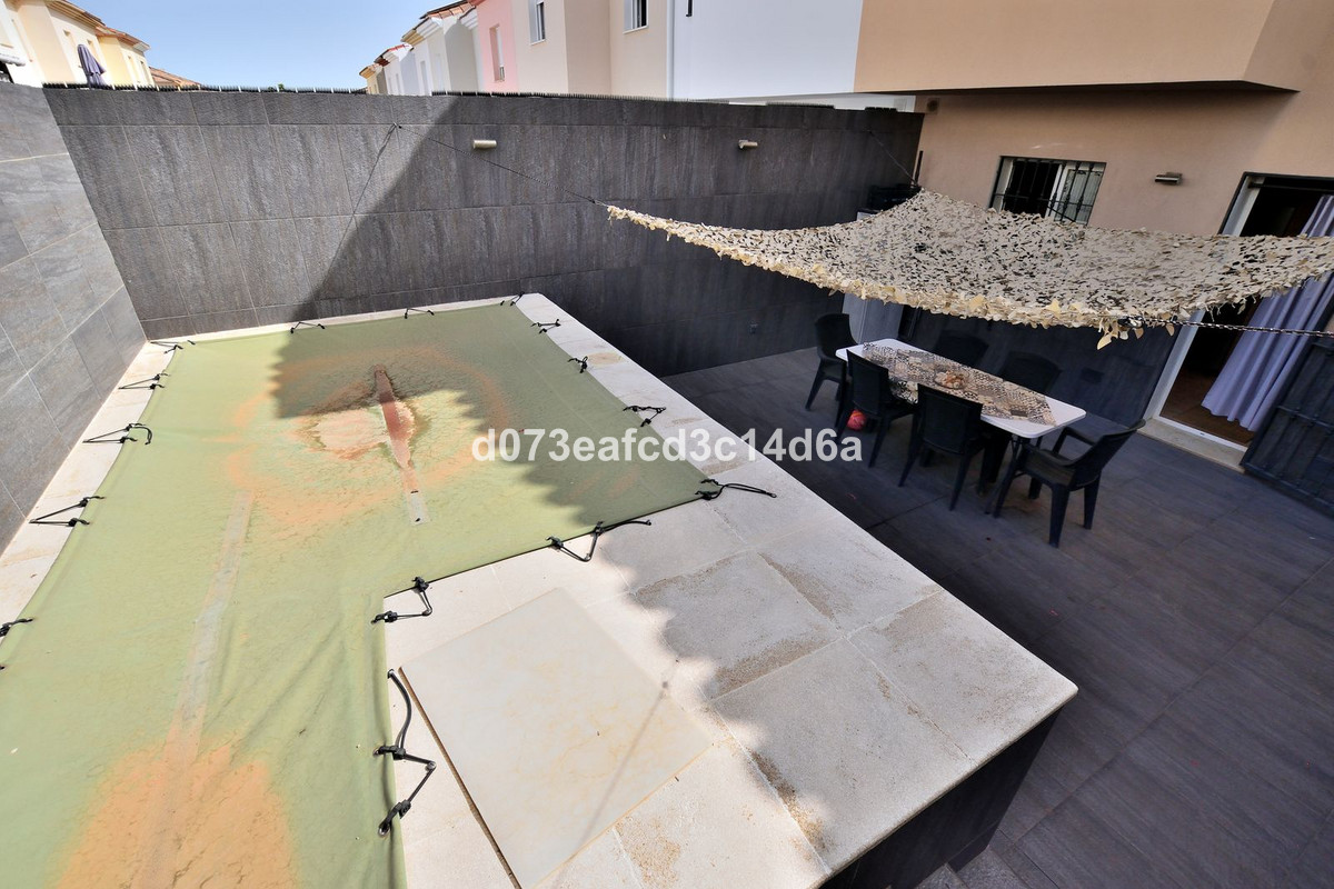 3 Bed Townhouse for sale in Ronda Costa Del Sol, Málaga, Spain