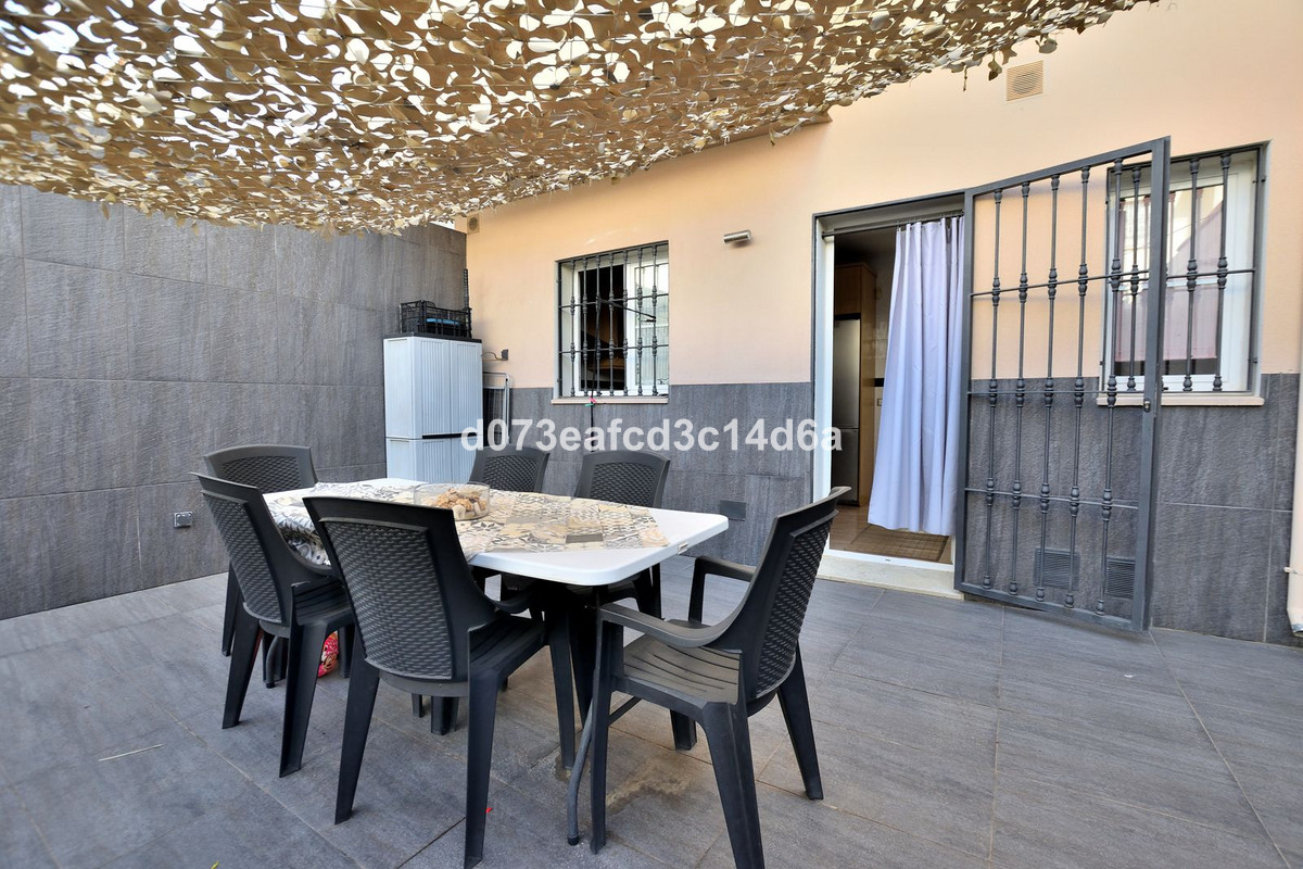 3 Bed Townhouse for sale in Ronda Costa Del Sol, Málaga, Spain