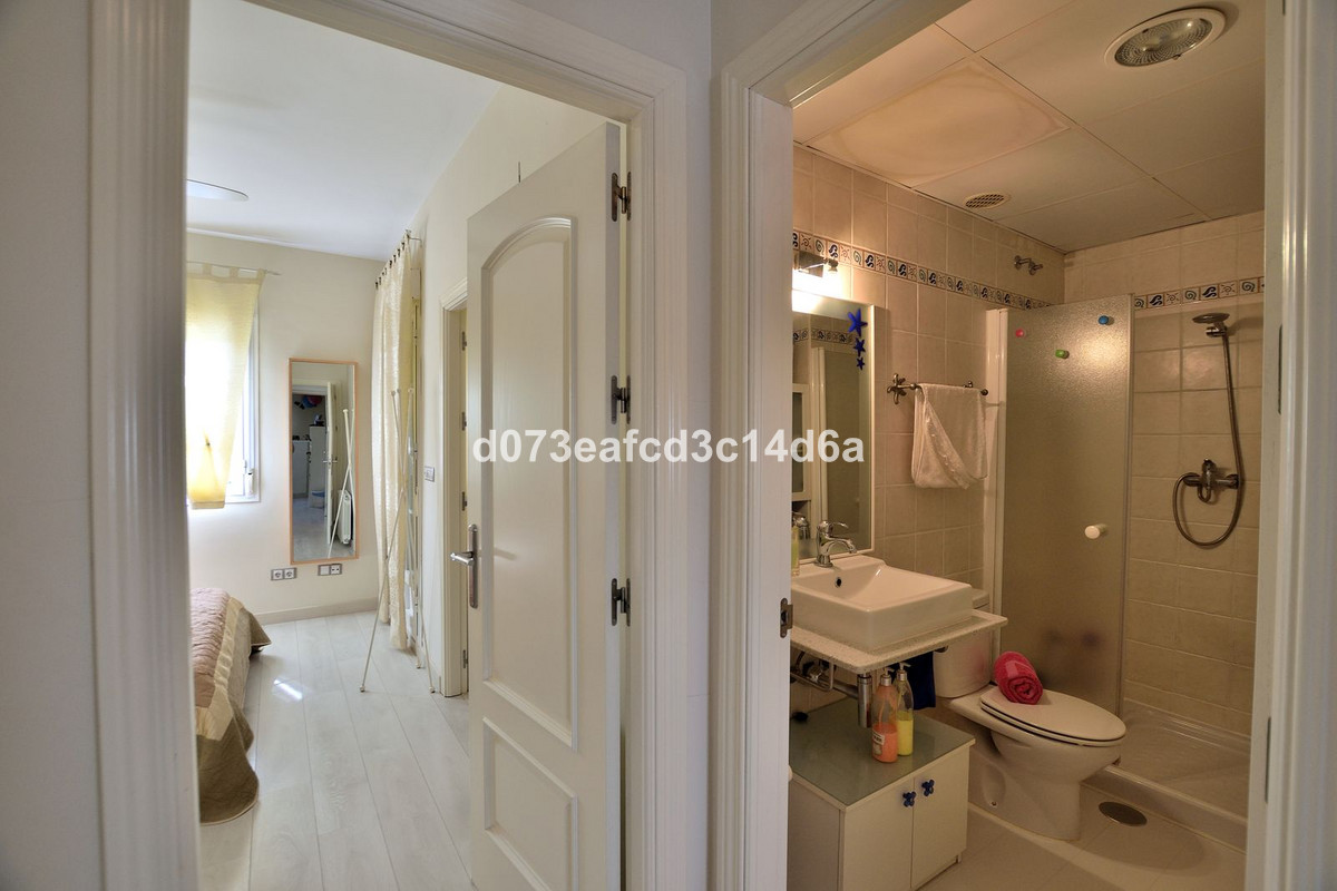 3 Bed Townhouse for sale in Ronda Costa Del Sol, Málaga, Spain