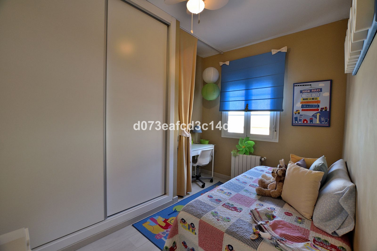 3 Bed Townhouse for sale in Ronda Costa Del Sol, Málaga, Spain