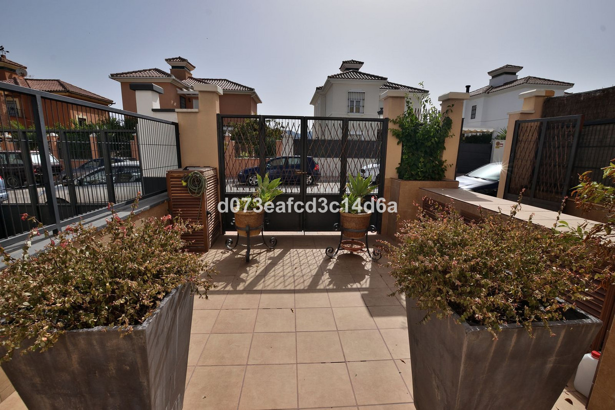 3 Bed Townhouse for sale in Ronda Costa Del Sol, Málaga, Spain