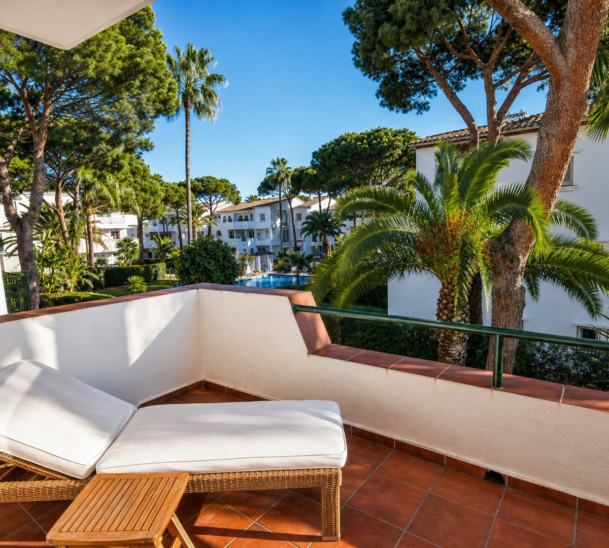 3 Bed Apartment for sale in Estepona Costa Del Sol, Málaga, Spain