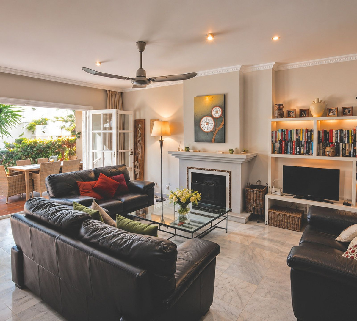 3 Bed Apartment for sale in Estepona Costa Del Sol, Málaga, Spain
