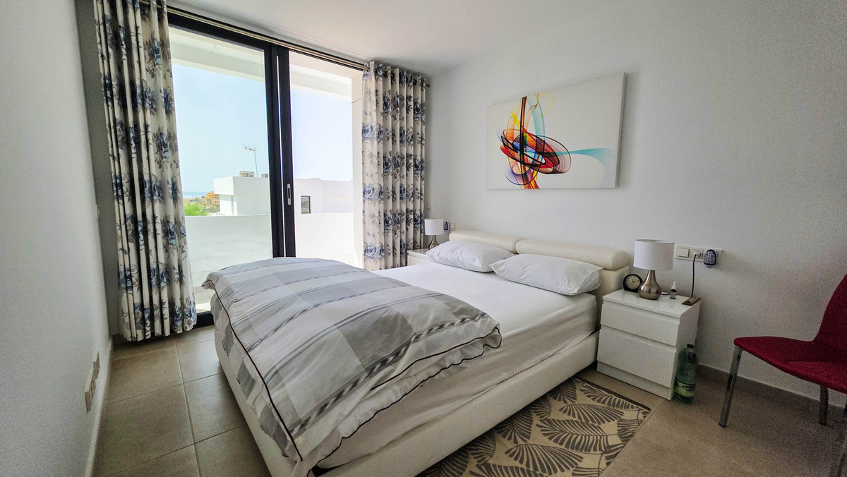 3 Bed Townhouse for sale in La Duquesa Costa Del Sol, Málaga, Spain