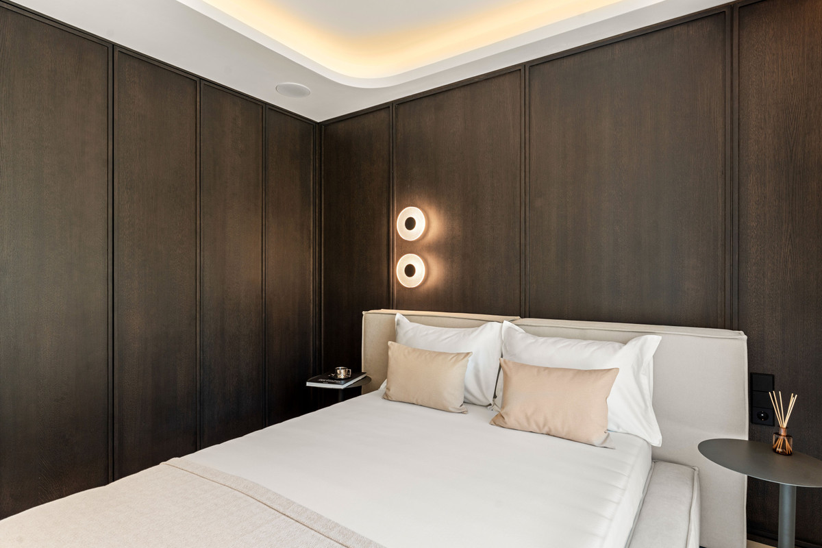 4 Bed Apartment for sale in The Golden Mile Costa Del Sol, Málaga, Spain