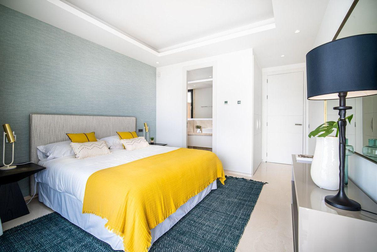 6 Bed Townhouse for sale in Nueva Andalucía Costa Del Sol, Málaga, Spain