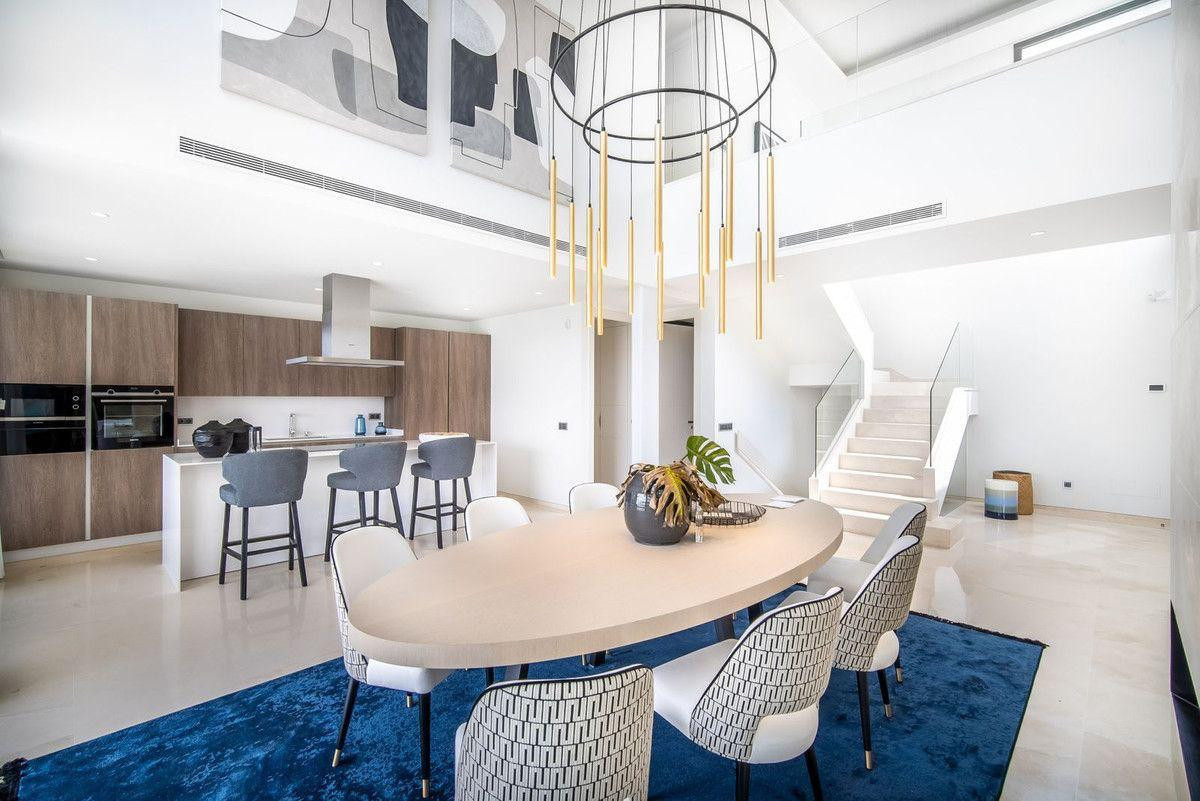 6 Bed Townhouse for sale in Nueva Andalucía Costa Del Sol, Málaga, Spain