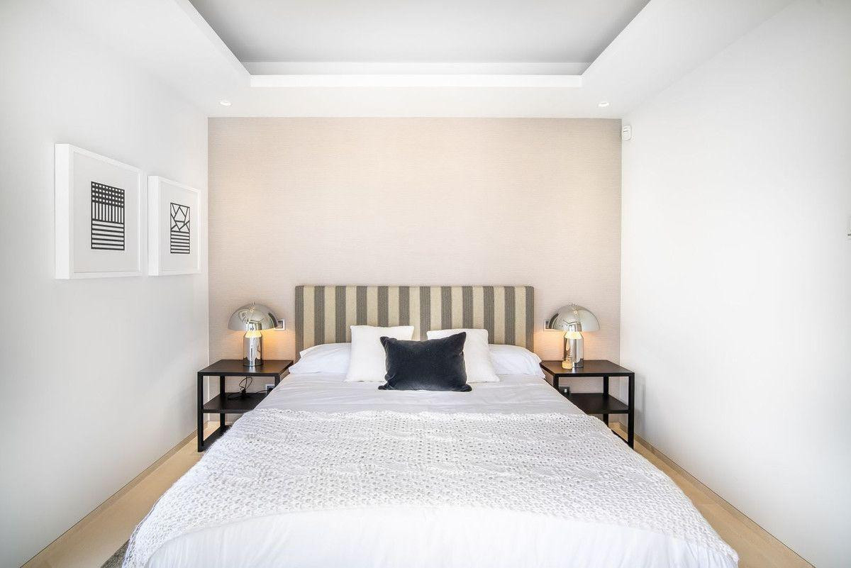 6 Bed Townhouse for sale in Nueva Andalucía Costa Del Sol, Málaga, Spain