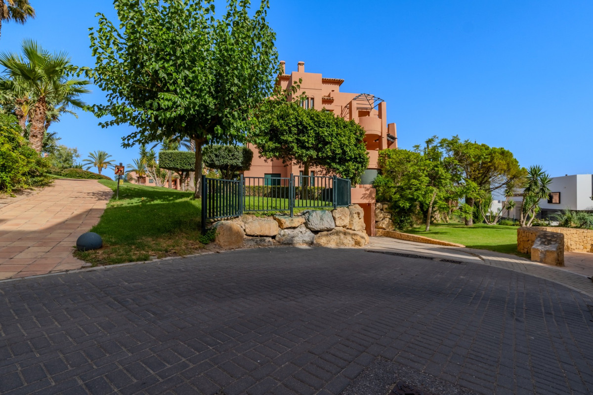 2 Bed Apartment for sale in Finestrat Costa Blanca, Alicante, Spain